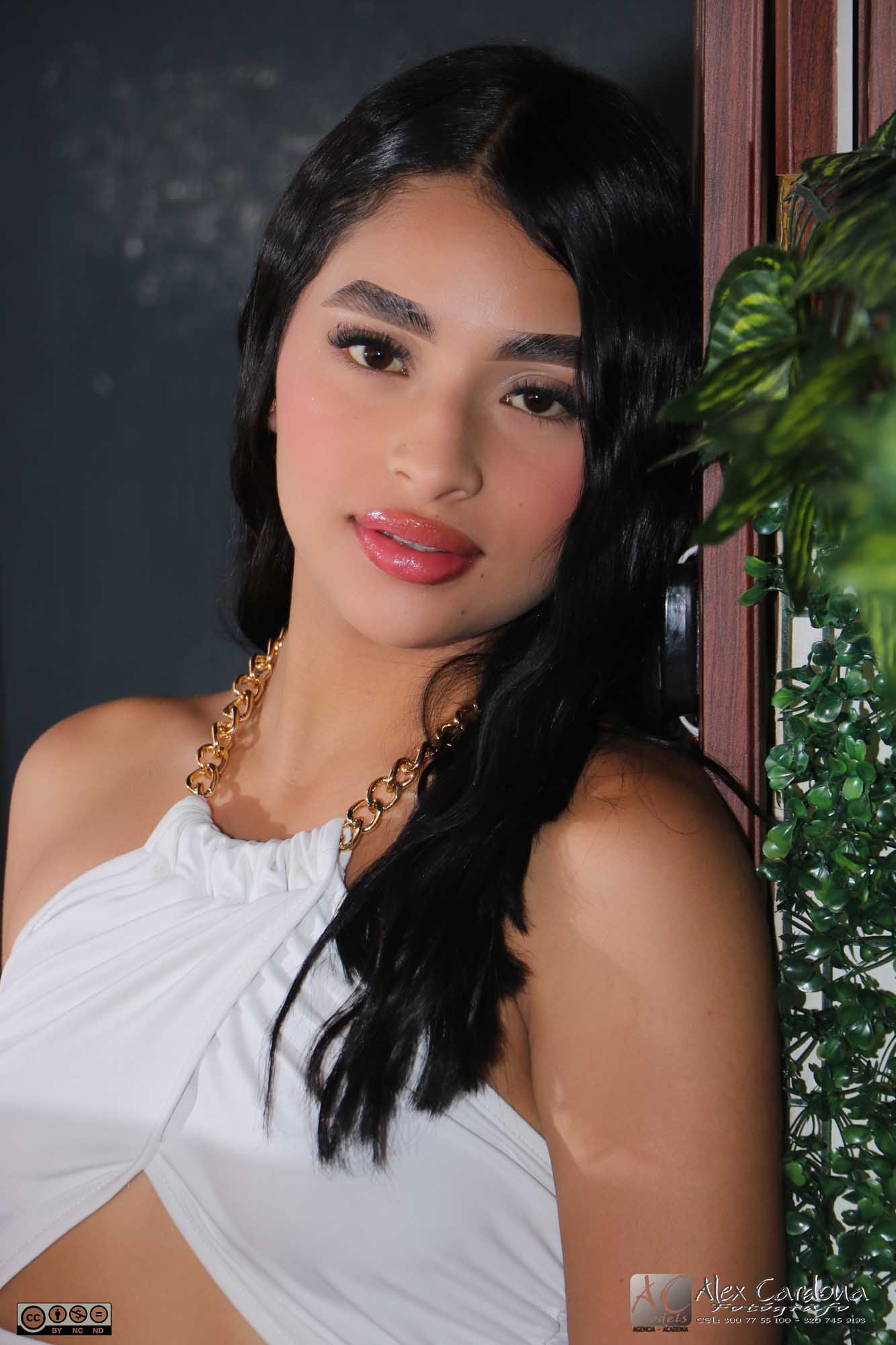MANUELA MORENO